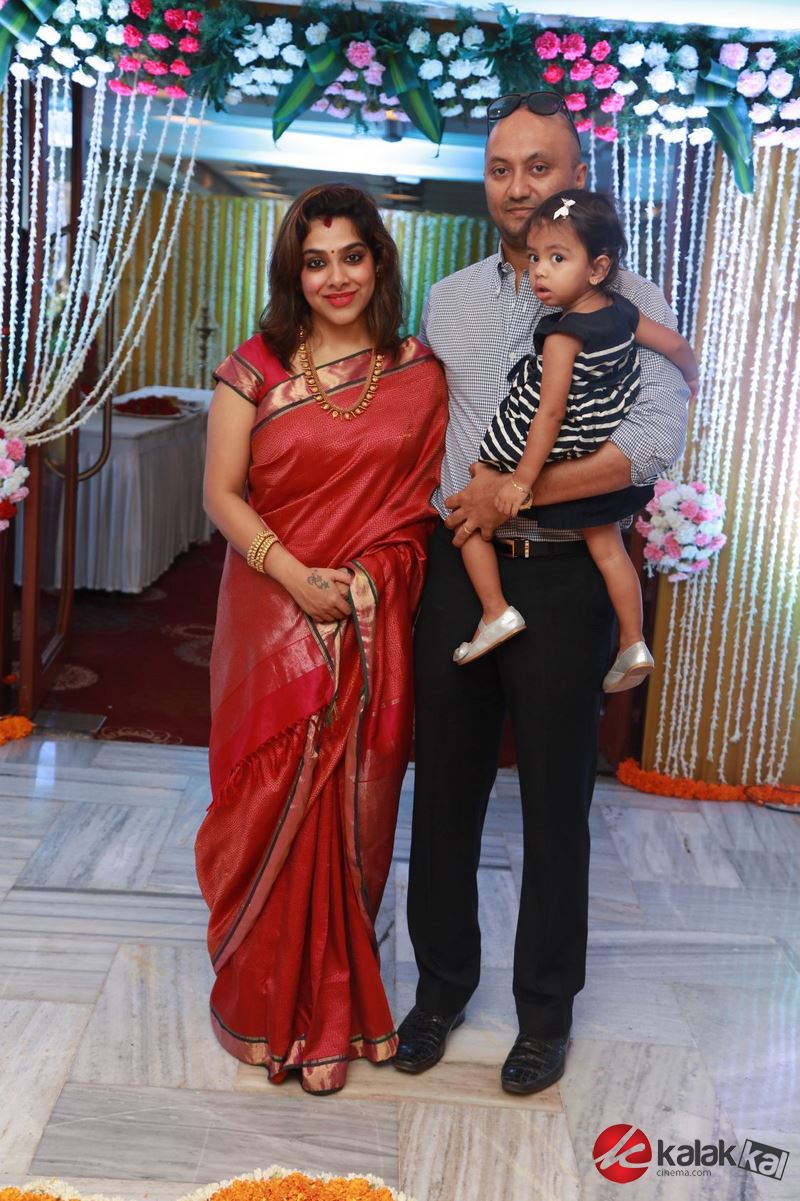 Actress Suja Varunee and Shiva Kumar Wedding Photos