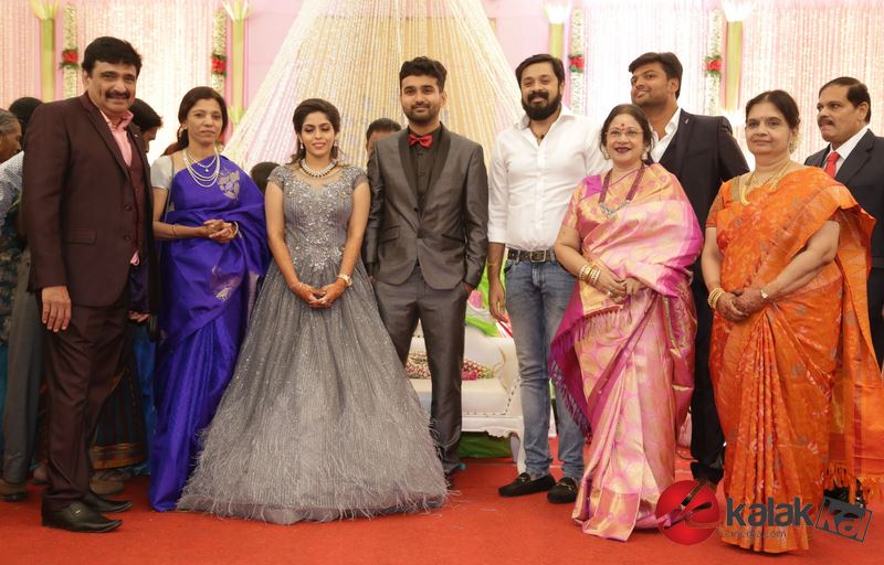 Actor Ramesh Khanna Son Wedding Reception Stills