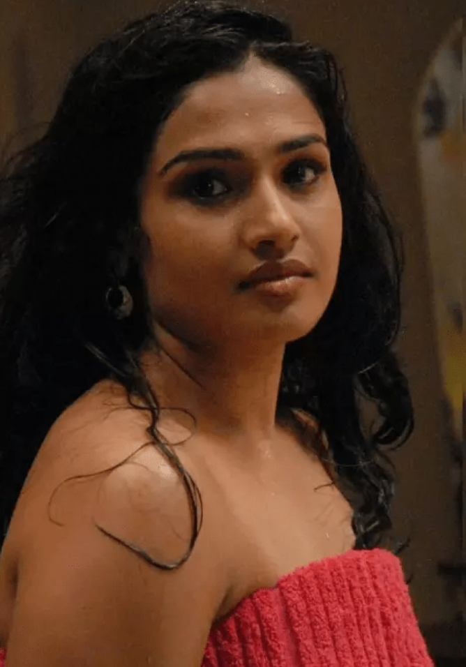 Valli Serial Actress Hot Gallery