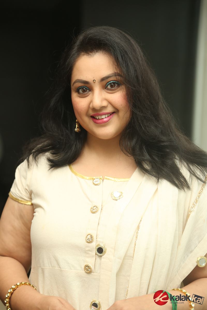 Actress Meena Photos
