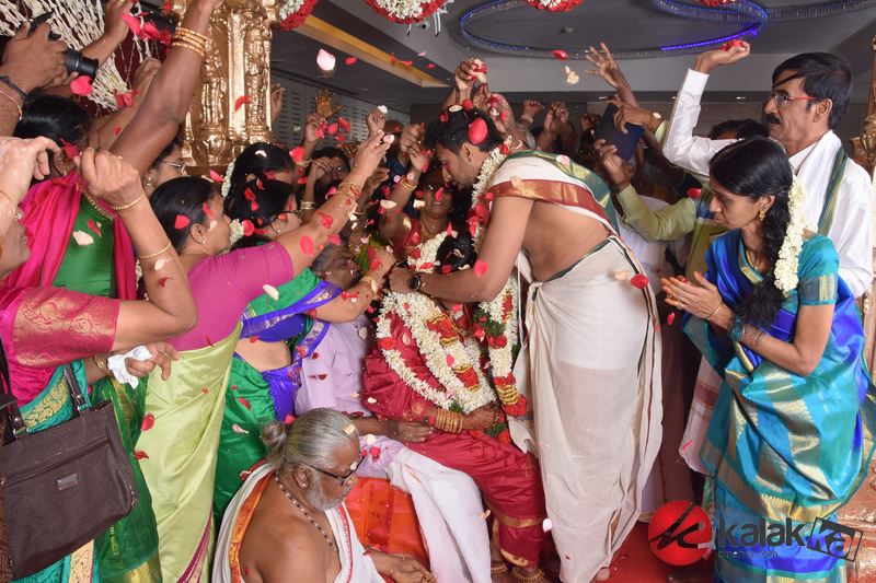 Director Manobala Son Harish - Priya Marriage Photos