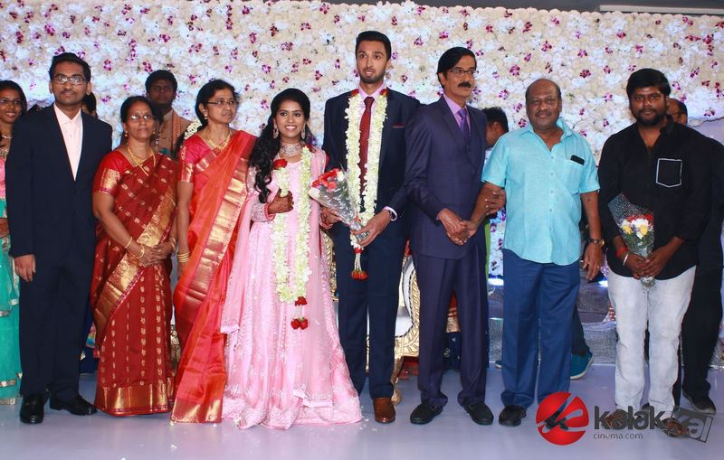 Director Manobala Son Harish weds Priya WeddiDirector Manobala Son Harish weds Priya Wedding Reception Photosng Reception Photos