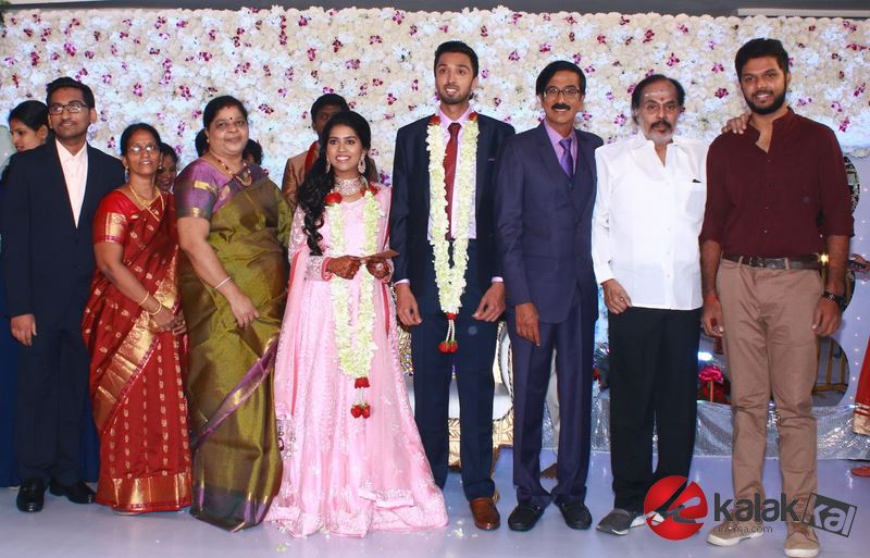 Director Manobala Son Harish weds Priya WeddDirector Manobala Son Harish weds Priya Wedding Reception Photosng Reception Photos