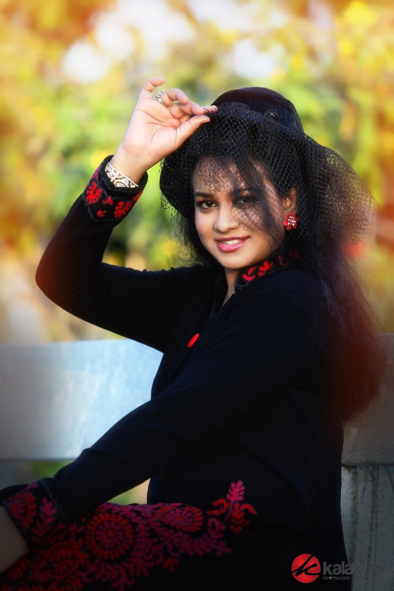 Actress Karthika Photos