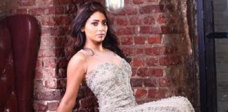 Shriya Saran Video goes Viral on internet - Inside the Dark Room Video | Actress Shriya Gallery | Tamil Cinema News | Kollywood Cinema News | Latest News