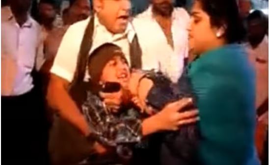 Vanitha Vijayakumar Abuse Her Son