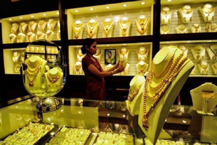 Gold Price Today : Tamil Nadu, Chennai, India, Gold Price , Silvar Price, Yesterday's gold price was sharply higher and the silver price was unchanged.
