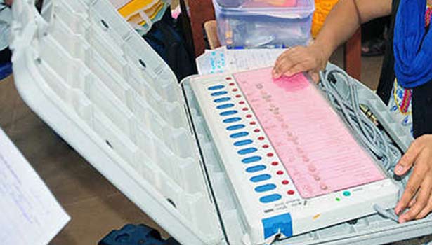 Vote counting begins in Nanguneri and Kamaraj Nagar