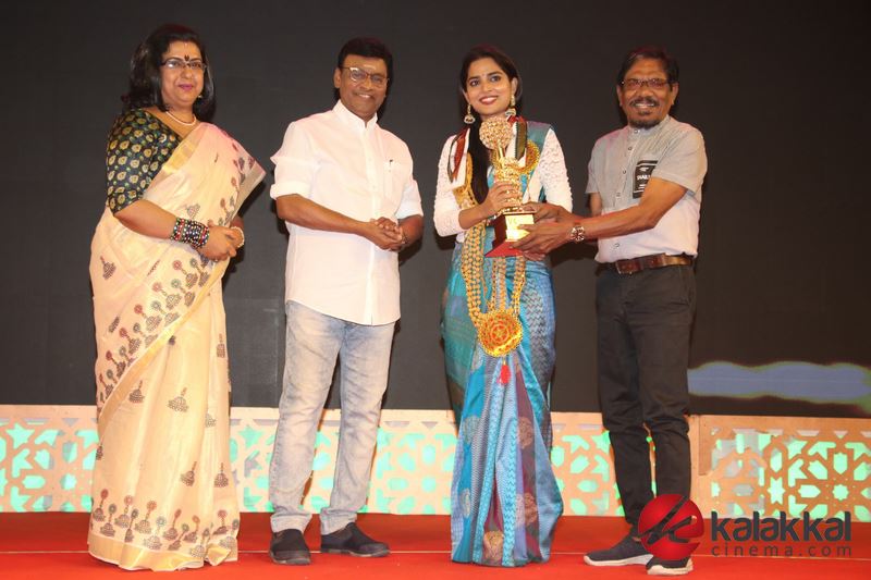 V4 MGR Sivaji Academy Awards 2020 Photos 