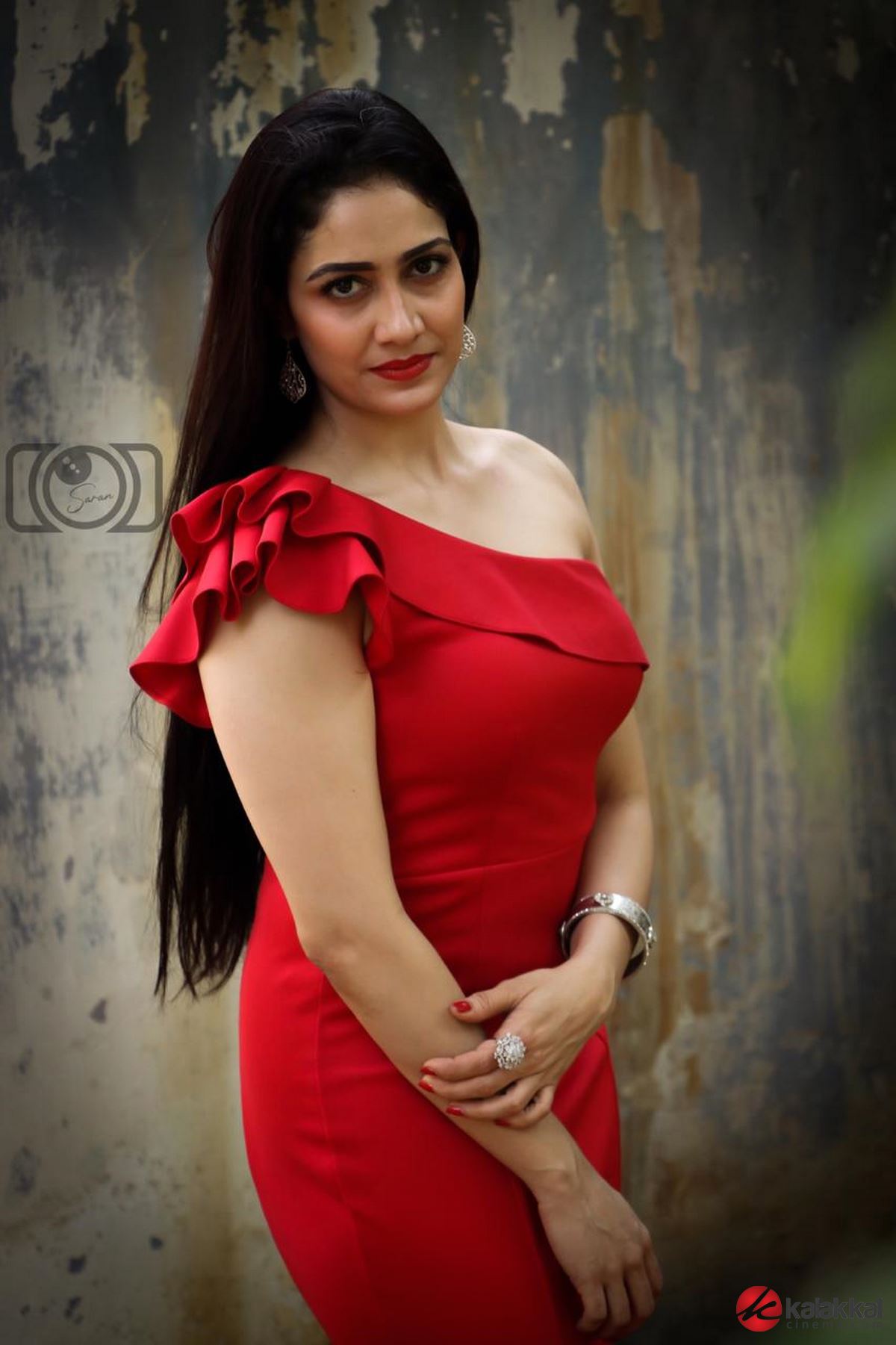 Actress Komal Sharma Photos
