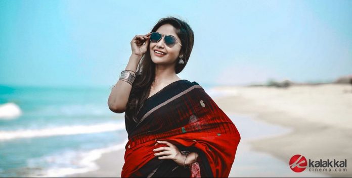 Actress Shritha Sivadas Photos