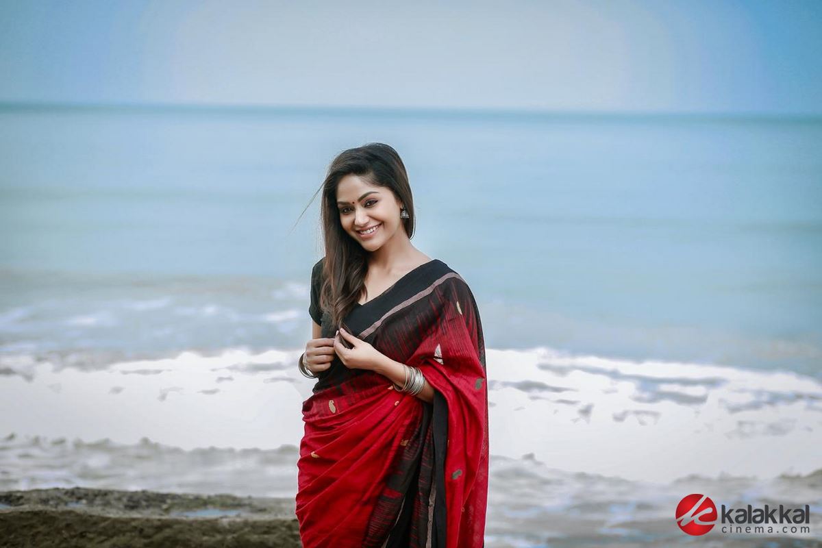 Actress Shritha Sivadas Photos