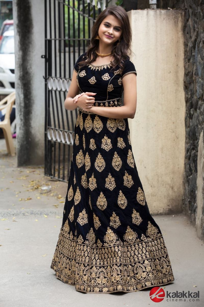 Actress Reena Latest Photo Shoot
