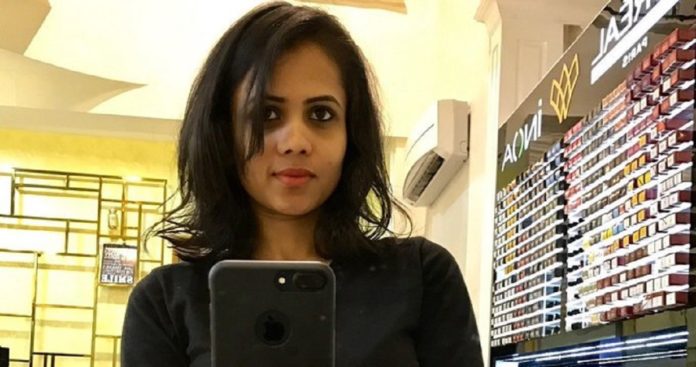 Manimegalai New Look After Village Travel