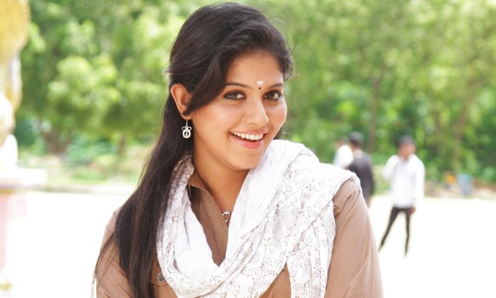 Actress Anjali Latest Glamour Photo