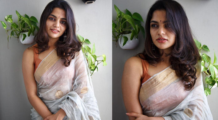 Actress Nikhila Vimal Onam Photoshoot Stills