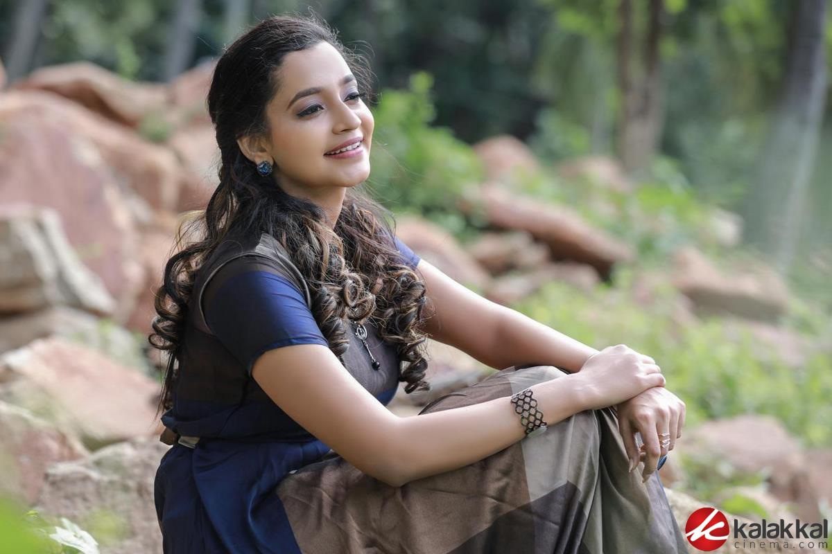 Actress Abarnathi Latest Photoshoot Stills 