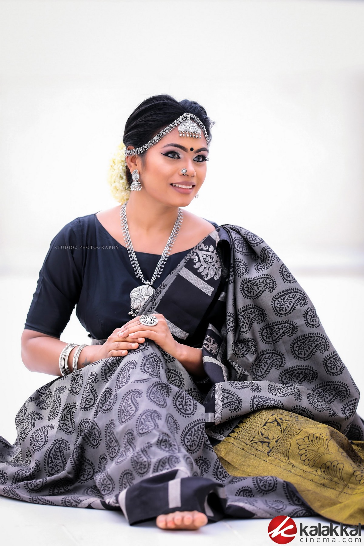 Actress Divya Krishnan Latest Photoshoot Stills