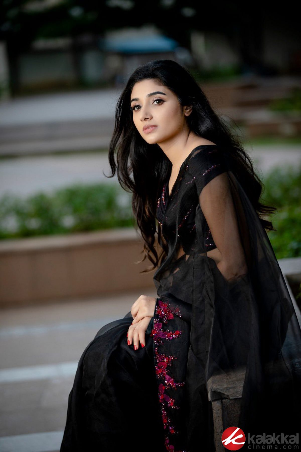 Beauty Queen Actress Mirnaa Latest Photos