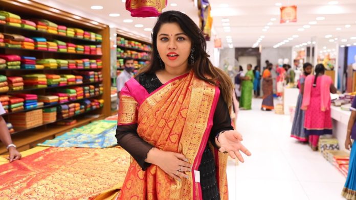 Nancy Jenifer Purchase in Velavan Stores