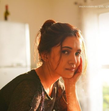 Actress Vani Bhojan Latest Clicks