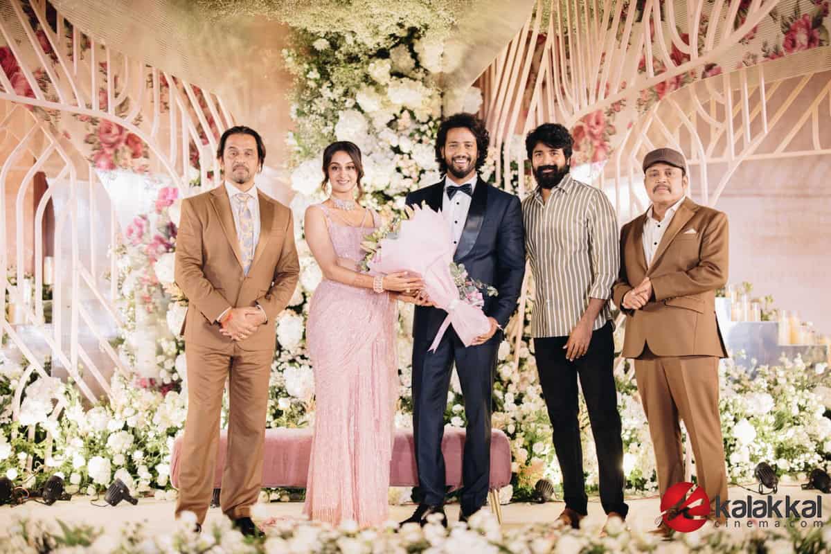 Aishwarya Arjun and Umapathy Ramaiah Wedding Reception Photos