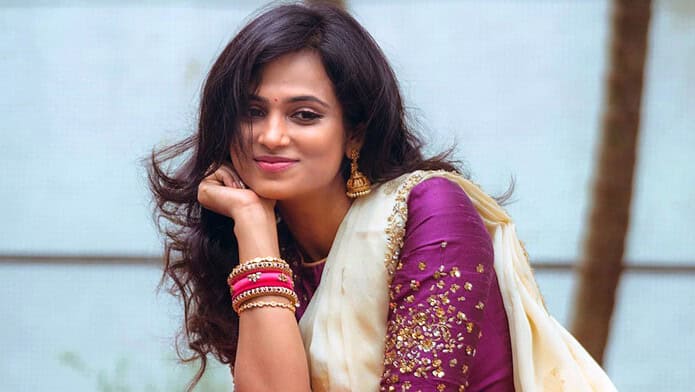 ramya pandian latest photos viral